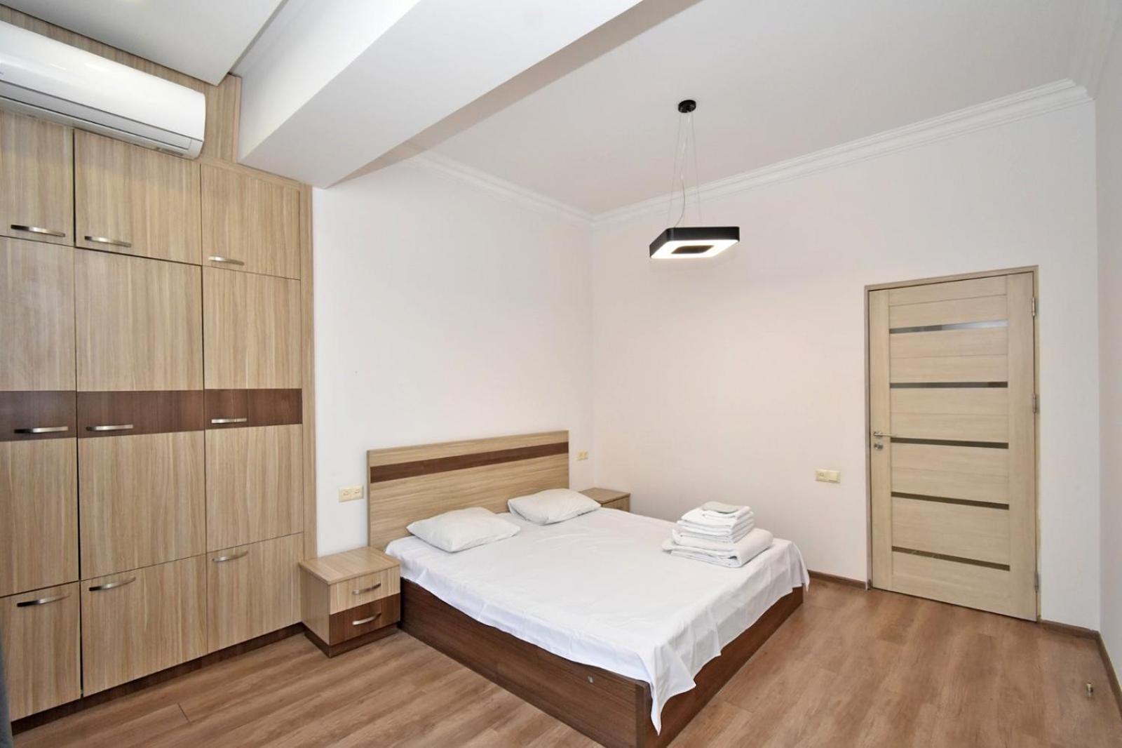 Rent Inn Yerevan On Chaykovski Street Екстериор снимка